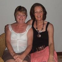 Elizabeth Nolan Photo 30