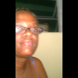 Erica Stuart Photo 3