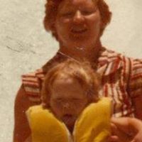 Linda Mclaughlin Photo 9