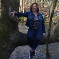 Linda Kyle Photo 27