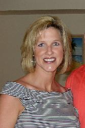 Tammy Lewis Photo 33