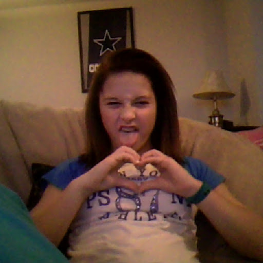 Alyssa Rowell Photo 7