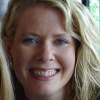 Michele Williamson Photo 29