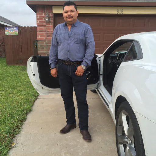 Adan Garcia Photo 32