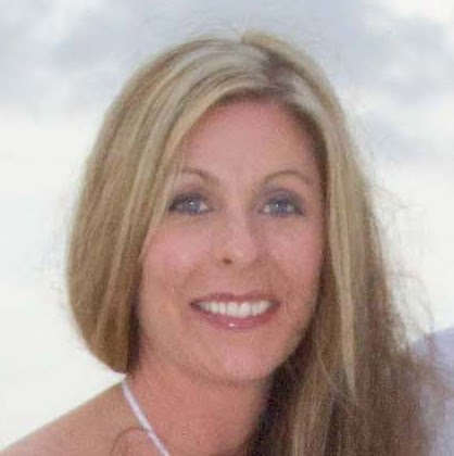 Suzanne Morris Photo 25