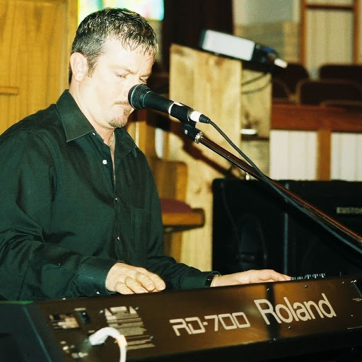 Shannon Terry Photo 16