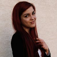 Laura Moe Photo 27
