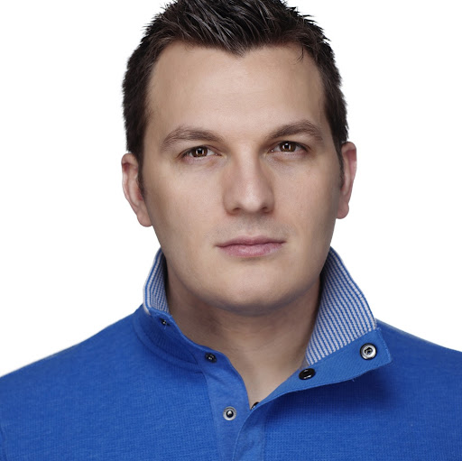 Christopher Perillo Photo 14