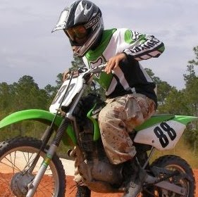 Adam Howard Photo 26