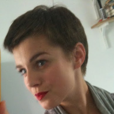 Faye Cunningham Photo 9