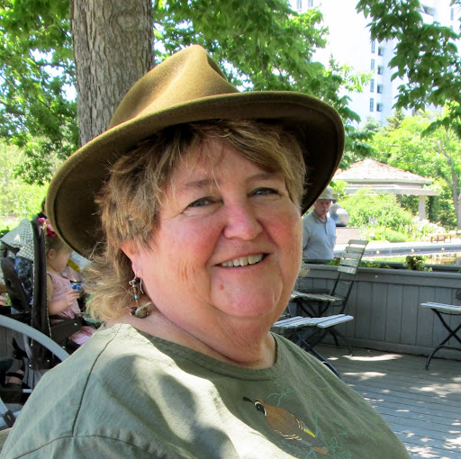 Lois Phillips Photo 29