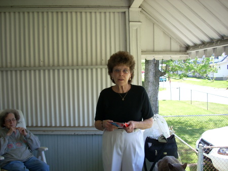 Karen Hull Photo 11