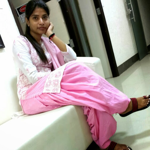 Sangeeta Singh Photo 8