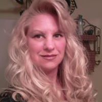 Lori Newman Photo 14