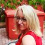 Jayne Lyons Photo 3