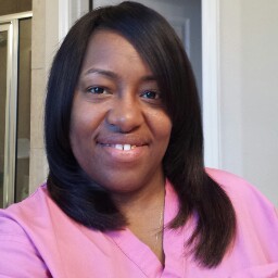 Yolanda Wallace Photo 4