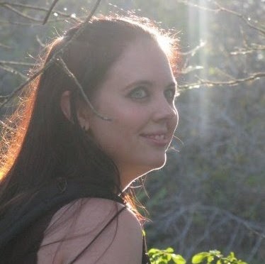 Angela Culver Photo 29