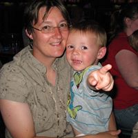 Tracey Lester Photo 30