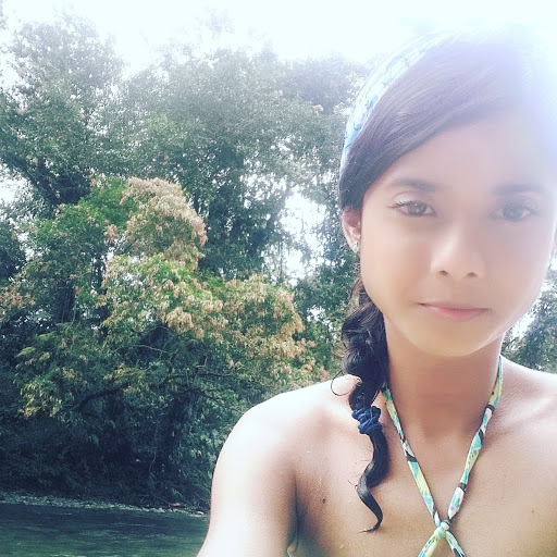 Katherine Garcia Photo 31