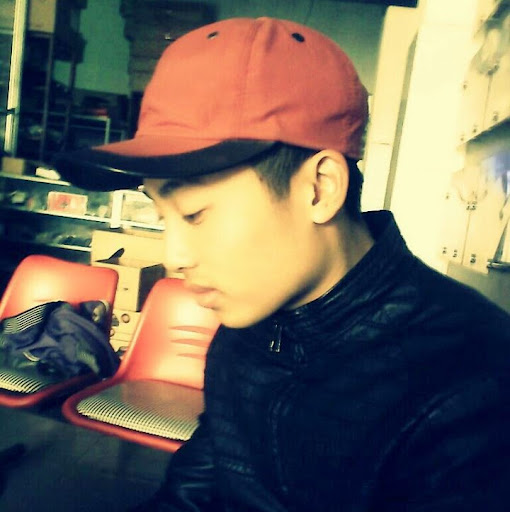 Binh Lu Photo 17