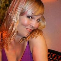 Nicole Whitaker Photo 7