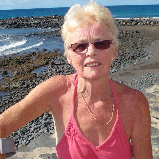 Nancy Blake Photo 6