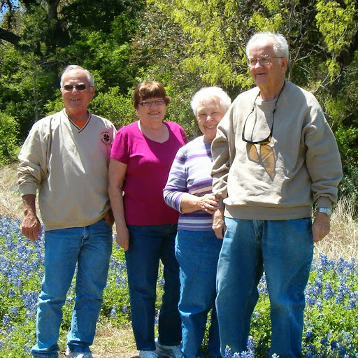Connie Fox Photo 26
