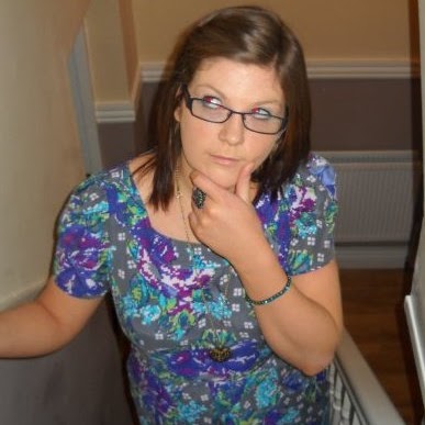 Sarah Rochford Photo 26