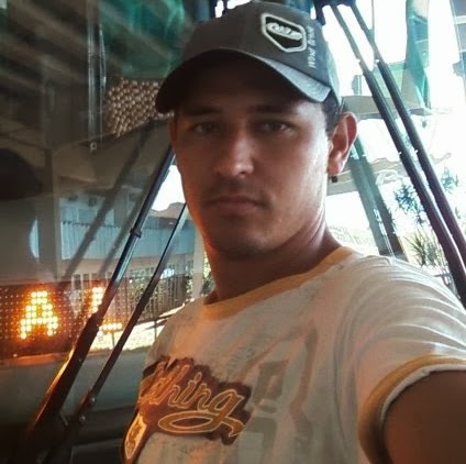 Adriano Melo Photo 16