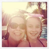 Renee Ross Photo 14