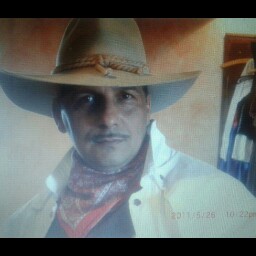 Robert Lind Photo 47