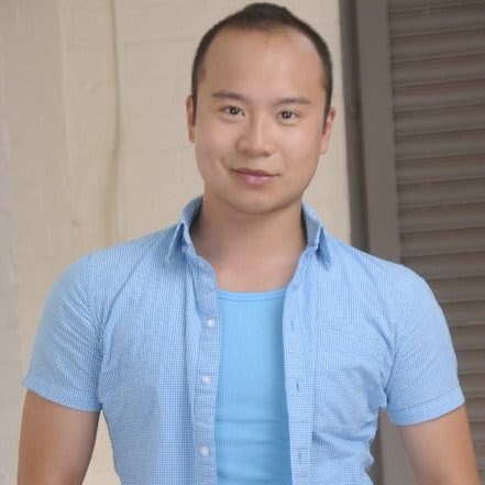 Johnny Trinh Photo 5