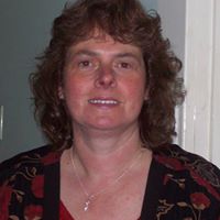 Carolyn Bartlett Photo 24