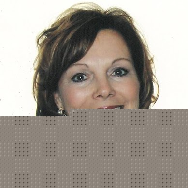 Rita Wells Photo 36