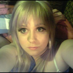 Laura Goss Photo 12