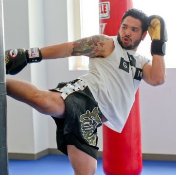 Andrew Mendez Photo 32