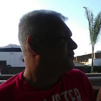 Andres Velasquez Photo 9