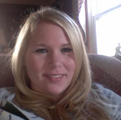 Rebecca Welch Photo 33
