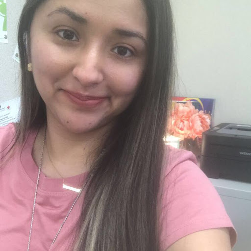 Janet Saavedra Photo 9