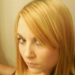 Ella Carter Photo 5