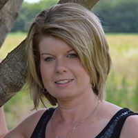 Jennifer Crowe Photo 13