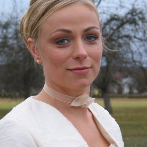 Sandra Busch Photo 8