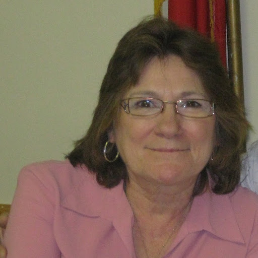 Christine Abbott Photo 32
