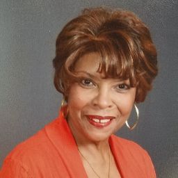 Janice Thomas Photo 26