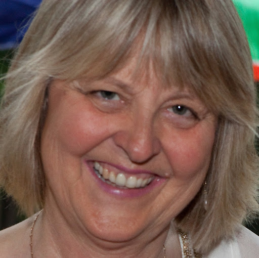 Leslie Walker Photo 42