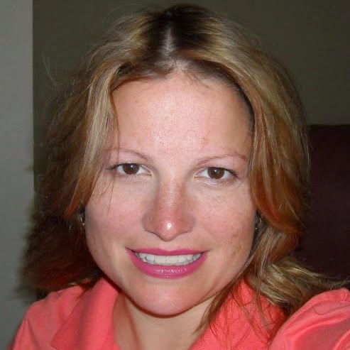 Elizabeth Robson Photo 17