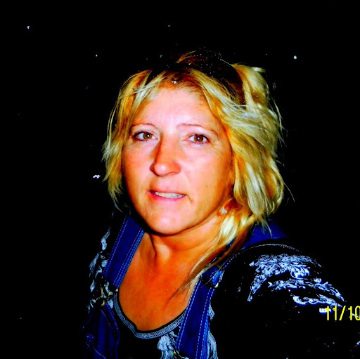 Debra Garrett Photo 10