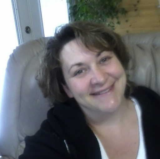Cindy Lester Photo 16