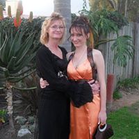 Colleen Elliott Photo 17