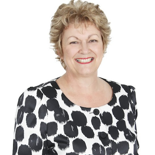 Susan Watt Photo 34